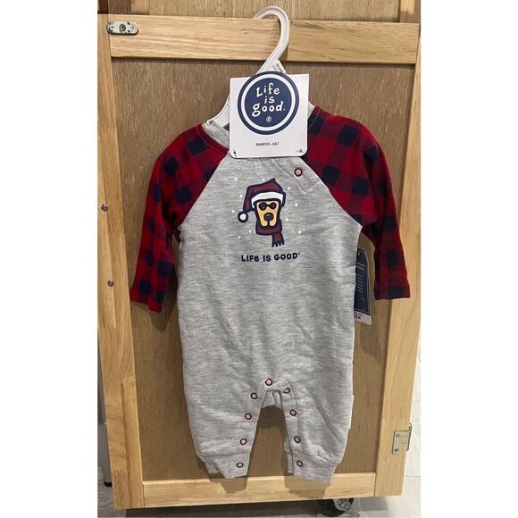 Life Is Good Other - Life Is Good Puppy Romper With Ruffle Butt Girls Size 0/3 Month Romper & Hat Set